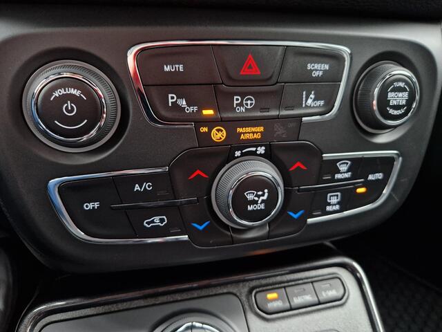 Jeep COMPASS 4xe 240 Plug-in Hybrid Electric S | Dodehoek | Trekhaak | Leder | Cruise | Stoelverwarming | Navi |