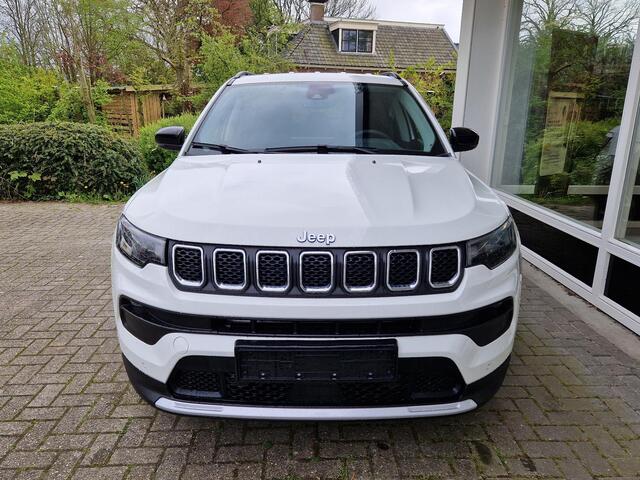 Jeep COMPASS 4xe 190 Plug-in Hybrid Electric Limited Business | Achteruitrijcamera | Parkeersensoren V+A | Navigatie | Climate & Cruise control
