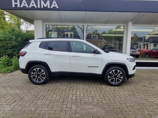 Jeep COMPASS 4xe 190 Plug-in Hybrid Electric Limited Business | Achteruitrijcamera | Parkeersensoren V+A | Navigatie | Climate & Cruise control