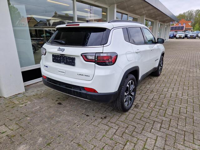 Jeep COMPASS 4xe 190 Plug-in Hybrid Electric Limited Business | Achteruitrijcamera | Parkeersensoren V+A | Navigatie | Climate & Cruise control