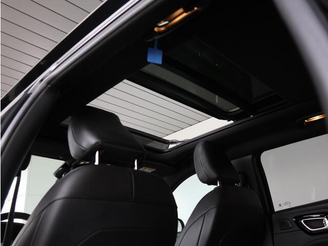 Jeep COMPASS 1.3T Limited | Panoramadak | Navigatie | Stoel verwarming&ventilatie |