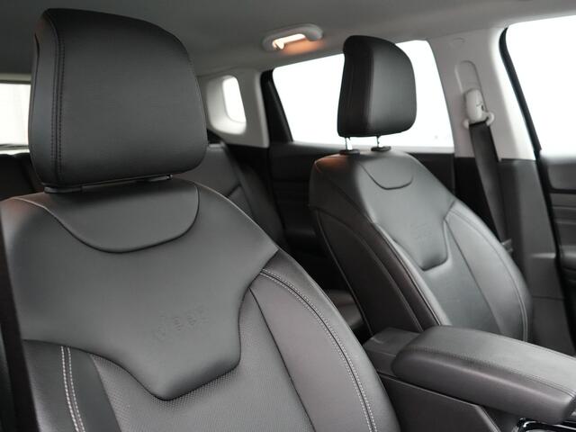Jeep COMPASS 4xe 240 Plug-in Hybrid Electric S PHEV | Adaptive Cruise | Lederen Sportstoelen | Black Optic | 19"L.M | Virtual | Apple Carplay | Camera | Keyless |
