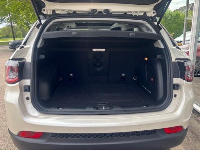 Jeep COMPASS 1.4 MultiAir Limited 4x4, Pano, Beats, Stoelverwarming
