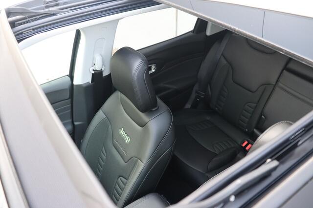 Jeep COMPASS 1.5T e-Hybrid 130 PK North Star | Pano | Safety | Winter | 18"