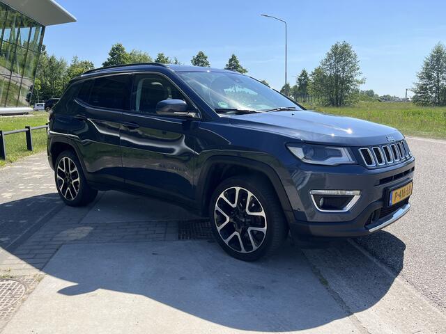 Jeep COMPASS 1.3T 150 PK 80th Anniversary / Automaat / Trekhaak + Trekgewicht 1.750 KG / Stoelverw. + Stuurverw. / Apple Carplay - Android Auto / Camera / LMV /