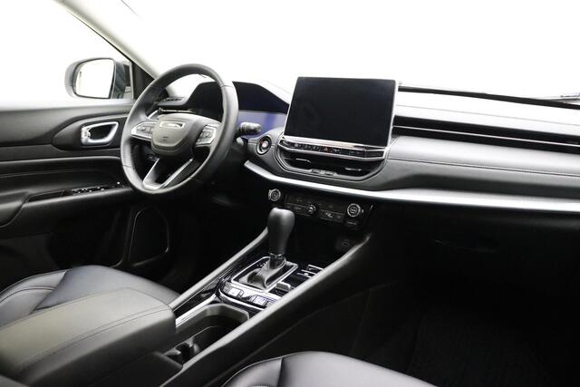 Jeep COMPASS 4xe 240 Plug-in Hybrid Electric S | Navigatie | Lederen bekleding | Elektrische bedienbare achterklep | 19'' lichtmetalen velgen | Stoelverwarming | Keyless