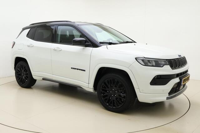 Jeep COMPASS 4xe 240 Plug-in Hybrid Electric S | Navigatie | Lederen bekleding | Elektrische bedienbare achterklep | 19'' lichtmetalen velgen | Stoelverwarming | Keyless