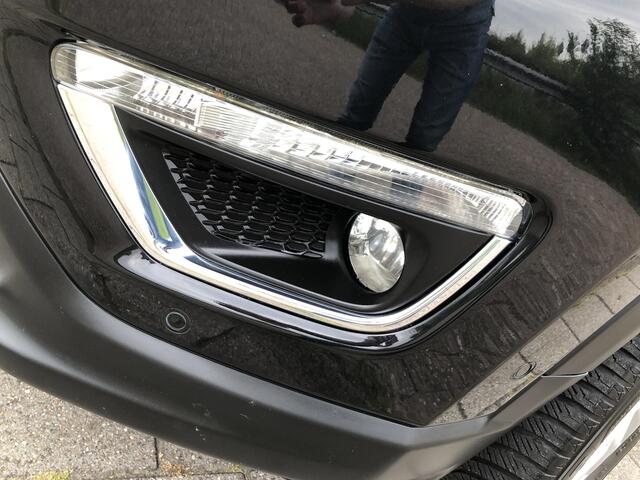 Jeep COMPASS 1.3T Limited DCT AUTOMAAT|NAVI|CLIMATE|CAMERA|PDC|STOELVERWARMING|18"