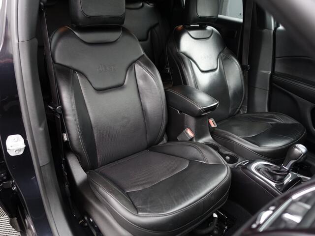 Jeep COMPASS 1.3T S Night Eagle Aut- Xenon Led, Keyless, Stuur/Stoelverwarming, Alpine Audio, Memory