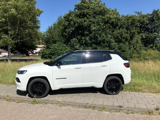 Jeep COMPASS 4xe 240 Plug-in Hybrid Electric S NAVI|CLIMATE|APPLE/ANDROID|PDC|LEER|CAMERA|19"|LED