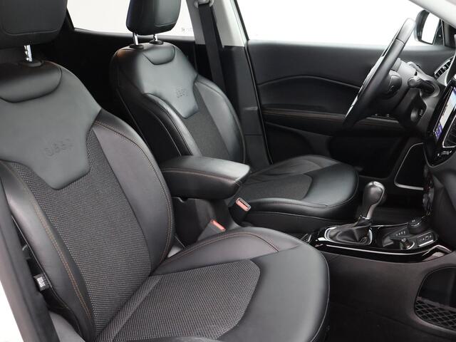 Jeep COMPASS 2.0 MJ 170 PK DIESEL AUT. 4X4 LIMITED + AFN. TREKHAAK | BEATS AUDIO | NAVIGATIE | APPLE CARPLAY