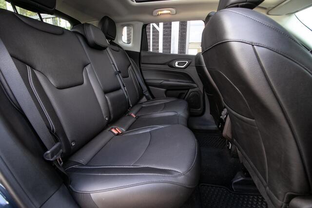 Jeep COMPASS 4xe 240 Plug-in Hybrid Electric S - All-inrijklrprs | pano schuif-k dak