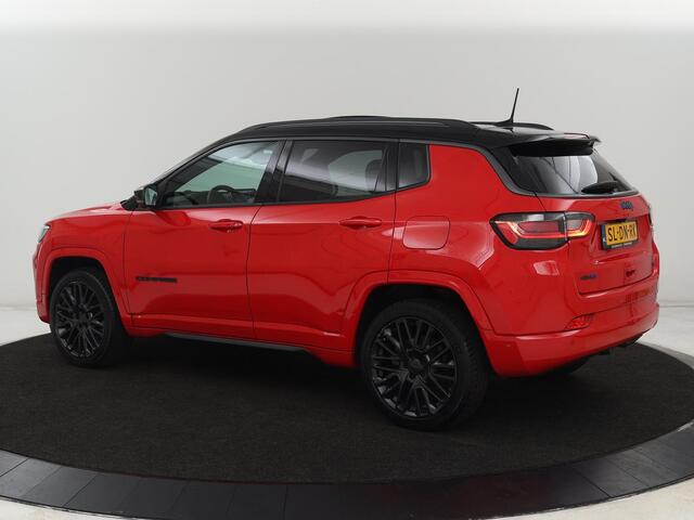 Jeep COMPASS 4xe 240 Plug-in Hybrid Electric S | Panoramadak | Trekhaak | 360 Camera | Leder | Stoelverwarming | Alpine Sound | Carplay | Stuurverwarming | Adaptive cruise | Navigatie | PHEV