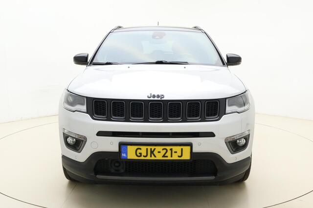 Jeep COMPASS 4xe 240 Plug-in Hybrid Electric Trailhawk Automaat | Lederen bekleding | Navigatie | Stoel & Stuurverwarming | Zwart dak | Camera | Afneembare trekhaak