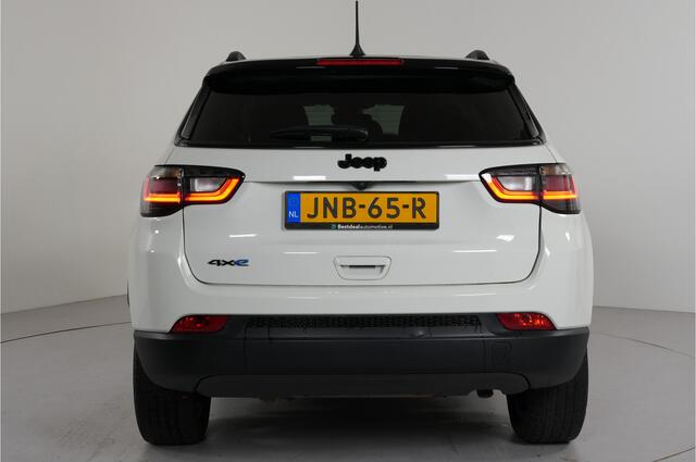 Jeep COMPASS 4xe 240 pk PHEV Upland | Stl. verw. | Camera | Carplay | Adaptieve Cruise | Lane assist | El. achterklep |