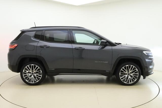 Jeep COMPASS 1.5T e-Hybrid S | Automaat | Rondomzicht Camera | Lederen bekleding | Stoel & Stuurverwarming | Lichtmetalen velgen | Keyless | Climate control