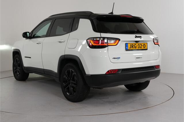 Jeep COMPASS 4xe 240 pk PHEV Upland | Stl. verw. | Camera | Carplay | Adaptieve Cruise | Lane assist | El. achterklep |