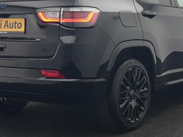 Jeep COMPASS 4xe 240 Electric S Plug In Hybrid 240pk Dealer O.H. PHEV | Adaptive Cruise | Camera | Lederen Sportstoelen & Stuur Verwarmd | Apple Carplay | Keyless | Navigatie | Virtual | DAB |