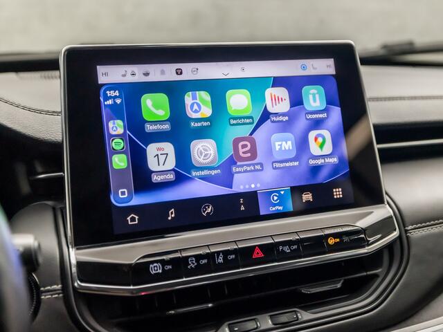 Jeep COMPASS 4xe 240 Plug-in Hybrid Electric S 240Pk Automaat (VIRTUAL COCKPIT, APPLE CARPLAY, GROOT NAVI, STUUR/STOELVERWARMING, LEDEREN SPORTSTOELEN, CAMERA, ADAPTIVE CRUISE, GETINT GLAS, NIEUWSTAAT)