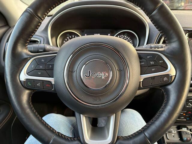 Jeep COMPASS 1.4 MultiAir Opening Edition Plus | Leder | Beats Audio | Stoel- & Stuurverwarming | Navigatie | Elek. Verstelbare Stoelen | Xenon |