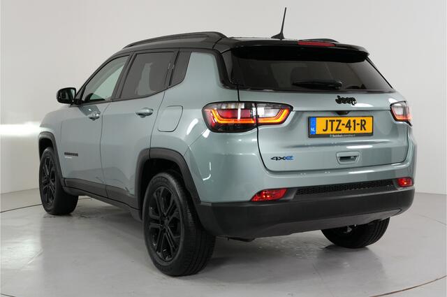 Jeep COMPASS 4xe 240 pk PHEV Upland | Adaptieve Cruise | Stl. verw. | Camera | Carplay | Lane Assist | El. achterklep |