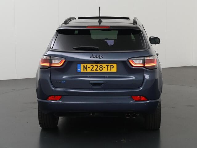 Jeep COMPASS 4xe 240 Plug-in Hybrid Electric S | SOH 82,2% | Panoramadak | Navigatie | 360° Camera | Stoelverwarming/Ventilatie | Keyless Entry/Go | Elek. Achterklep | Apple Carplay/Android Auto | Trekhaak |