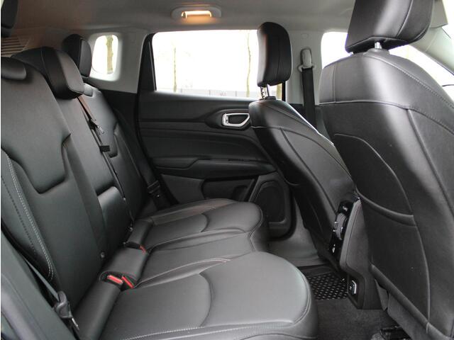 Jeep COMPASS 4xe 240 Plug-in Hybrid Electric S | Navi / Leder / Camera