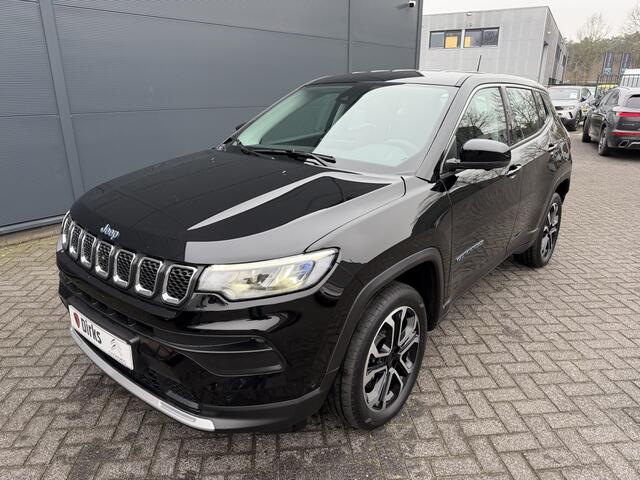 Jeep COMPASS 4xe 190 Plug-in Hybride Altitude (360gr Camera - Elektrische Klep - Adaptieve Cruise Controle - Parkeersensoren V+A - Automatische Airco - LED - Keyless Entry - Navigatie)