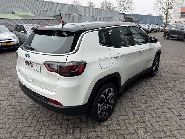 Jeep COMPASS 4xe 190 Plug-in Hybrid Altitude (Keyless Entry - LED - Camera - Navigatie via APP - Adaptieve Cruise Controle - Automatische Airco - 4X4)