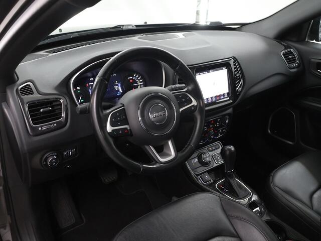 Jeep COMPASS 4xe 240 Plug-in Hybrid Electric S | SOH 84,4% | Trekhaak | Navigatie | Parkeercamera | Stoelverwarming | Panoramadak | Keyless Entry/Go | Apple Carplay/Android Auto |