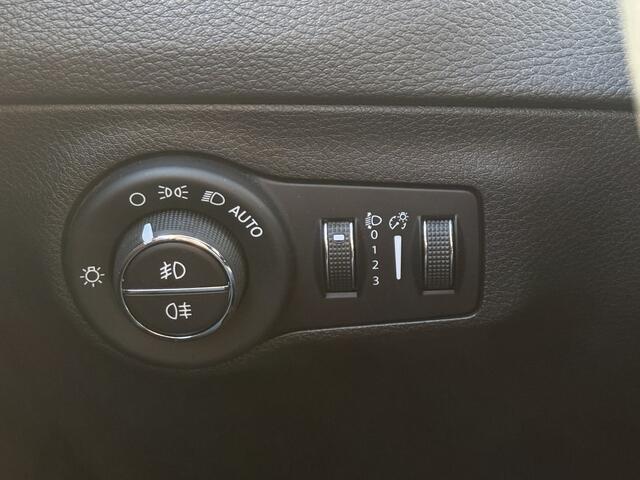 Jeep COMPASS 1.4 MultiAir Limited 4x4 GRATIS Afleverpakket! | Stoel Verwarming | Trekhaak | Beats Audio |