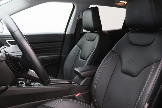 Jeep COMPASS 4xe 240 Plug-in Hybrid Electric S Leer, 360° Camera, Alpine Sound, ACC, Gekoelde Stoelen, Apple Carplay, 19''