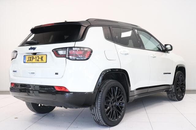 Jeep COMPASS 4xe 240 Plug-in Hybrid Electric S | Camera | Leder | Adaptieve Cruise control | Achterklep elektrisch | Navigatie | Climate control |