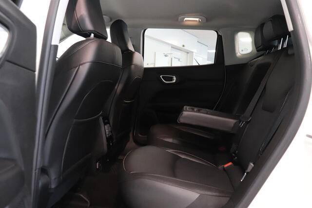 Jeep COMPASS 4xe 240 Plug-in Hybrid Electric S | Camera | Leder | Adaptieve Cruise control | Achterklep elektrisch | Navigatie | Climate control |