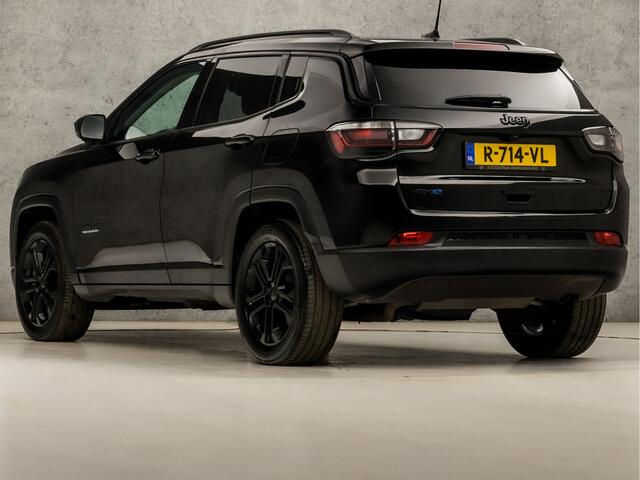 Jeep COMPASS 4xe 240 Plug-in Hybrid Electric Upland 240Pk Automaat (VIRTUAL COCKPIT, APPLE CARPLAY, GROOT NAVI, 360 CAMERA, LEDER, SPORTSTOELEN, ADAPTIVE CRUISE, GETINT GLAS, NIEUWSTAAT)