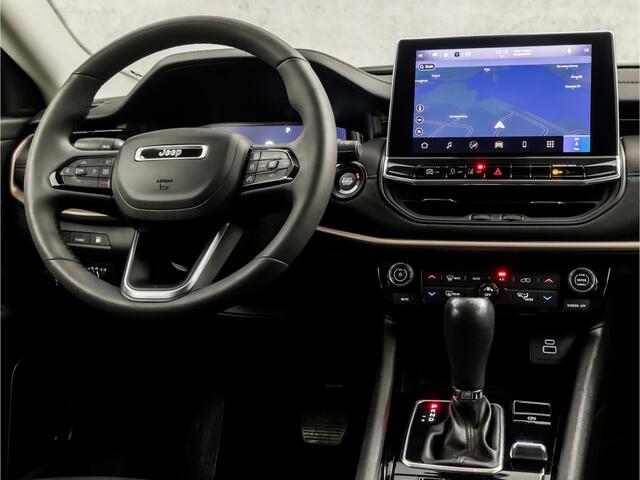 Jeep COMPASS 4xe 240 Plug-in Hybrid Electric Upland 240Pk Automaat (VIRTUAL COCKPIT, APPLE CARPLAY, GROOT NAVI, 360 CAMERA, LEDER, SPORTSTOELEN, ADAPTIVE CRUISE, GETINT GLAS, NIEUWSTAAT)