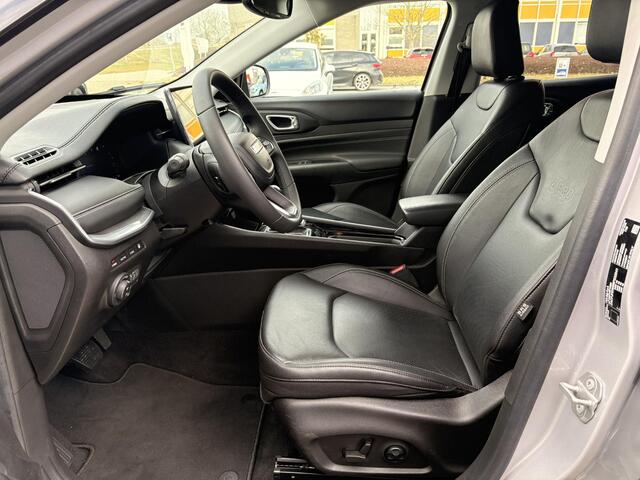 Jeep COMPASS 4xe 240 Plug-in Hybrid Electric Trailhawk Afneembare trekhaak | Achteruitrij camera | Leder bekleding |