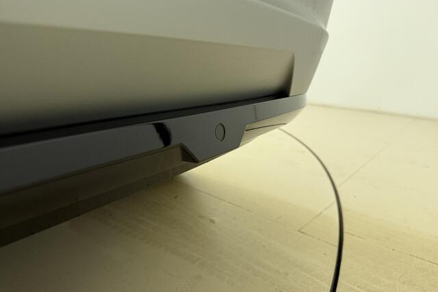 Jeep COMPASS 1.2 e-Hybrid First Edition | Panoramadak | Elektrische verstelbare stoelen | Stoelmassage | Camera's rondom | Navigatie | Keyless | Elektrische kofferklep