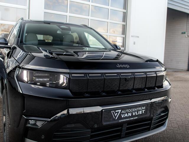 Jeep COMPASS First Edition 74 kWh | Adapt. Cruise | Camera | Carplay | 20" | Elektr. A-Klep | Navi | Winter Pack | Schuif/Kanteldak | Premium Pack | Conv. Pack | Warmtepomp