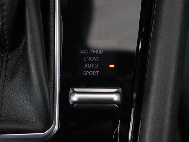 Jeep COMPASS 4xe 240 Plug-in Hybrid 80th Anniversary | 360 Camera | Adaptive cruise | Full LED | Carplay | Keyless | Half leder | Navigatie | Park Assist | Climate control | PHEV