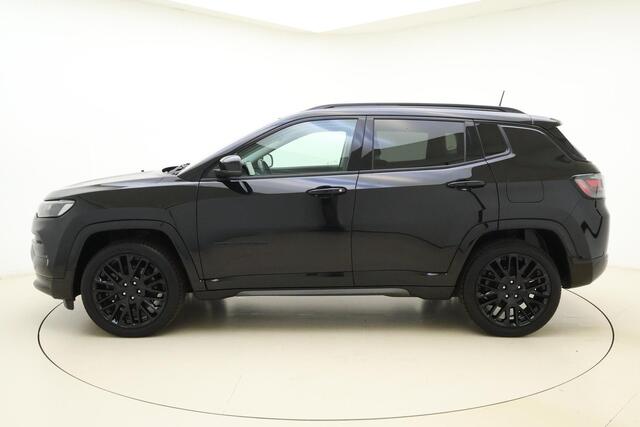 Jeep COMPASS 4xe 240 Plug-in Hybrid Electric S Automaat | Navigatie | Keyless | Lichtmetalen velgen | Lederen bekleding | Extra getint glas | Camera