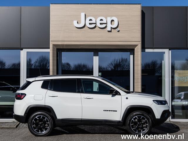Jeep COMPASS 4xE 240pk 4x4 Autom. PHEV Trailhawk CLIMATE C. / LEER