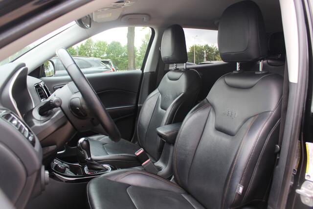 Jeep COMPASS 1.4 MultiAir Limited 4x4 / Camera / Leder / Keyless / 18'' / Navigatie / Beats / Elektr. stoelen / Stuur+Stoelverwarming / Cruise Control