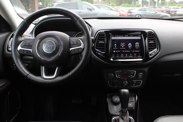 Jeep COMPASS 1.4 MultiAir Limited 4x4 / Camera / Leder / Keyless / 18'' / Navigatie / Beats / Elektr. stoelen / Stuur+Stoelverwarming / Cruise Control