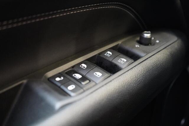 Jeep COMPASS 4xe 240 Plug-in Hybrid Electric S | SoH 88% | Stuurverwarming | Stuurverwarming | Leder | Navigatie | Camera