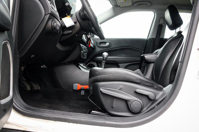 Jeep COMPASS 1.4 MultiAir Night Eagle TREKH. / CAMERA / HALF LEDER