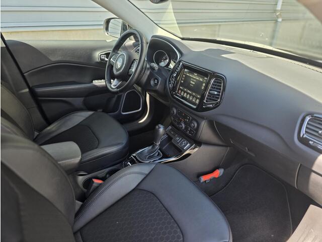 Jeep COMPASS 150PK | Automaat | NightEagle | 19" | Leder | Apple carpl. |