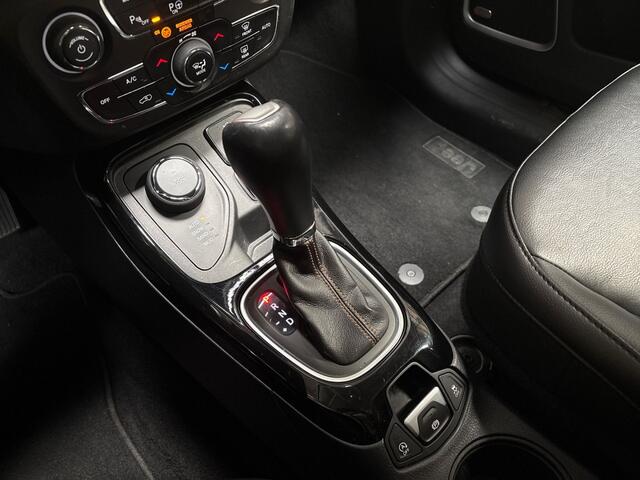 Jeep COMPASS 1.4 MultiAir Limited 4x4 170Pk Automaat (APPLE CARPLAY, NAVIGATIE, LEDER, CAMERA, MEMORY SEATS, GETINT GLAS, BEATS AUDIO, NIEUWSTAAT)