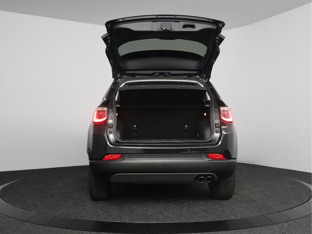 Jeep COMPASS 1.3T Limited Navigatie | Cruise control |