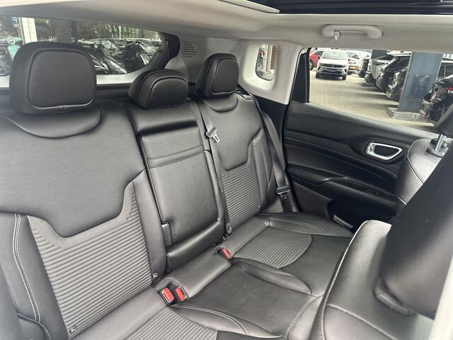 Jeep COMPASS 1.5T e-Hybrid Limited Pano/ECC/Camera.